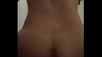 Preview 1 of First Time Dick Inside The Pussy - As vezes d&aacute_ aquela vontade de dar uma senta.#PINTOSAWARDS AdoradorPaus