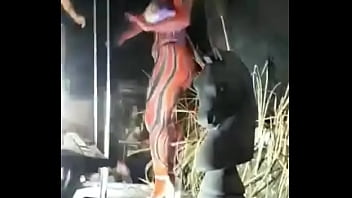 Preview 1 of Boy Swallows Ts - Culona bailando