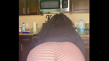 Preview 1 of Monstercock Wife - big booty bitch twerking