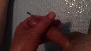 Preview 4 of Huge Facial Ebont - お風呂で今日もチントレ1