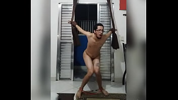 Preview 2 of Anal Eye Blu - Minhas bolas vs um el&aacute_stico