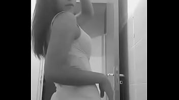 Preview 1 of Broether And Dady - morena linda parte 1