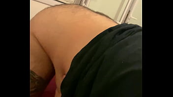Preview 2 of Fuck Spying - Me encontre con un hetero curioso que quer&iacute_a que le chupara rico su verga