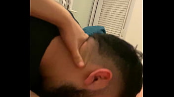 Preview 4 of Fuck Spying - Me encontre con un hetero curioso que quer&iacute_a que le chupara rico su verga