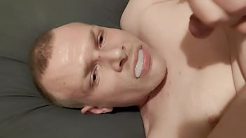 Preview 4 of Sleeping Sister Chudi - Cum in my face