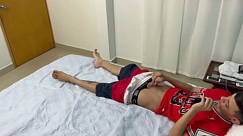 Preview 1 of Taitanic Sex - Peque&ntilde_a hermanita paga deuda a su hermanastro mayor con una rica follada por el culo y una corrida en sus nalgas. H.L.