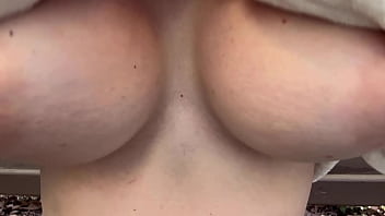 Preview 4 of Flashing To Woman - Italian Big Tits Milf Artemisia Love Outdoor Solo Session tits close up and bouncing