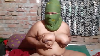 Preview 1 of Strap On Runaway - Indian hot girl one-night full sex 10k rupee