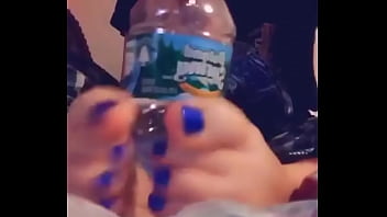 Preview 3 of Car Fake Agent Sex - Mi pedicure que les parece bbs