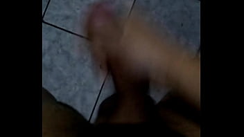Preview 4 of Tit Sextoy Sop - Me masturbando
