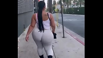 Preview 1 of Small Girls Porn Com - Culona en la calle