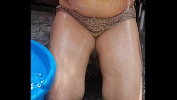 Preview 3 of Red Stockings Xxxsusa Online - After Colors bhabhi is bathing outdoor