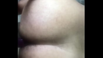 Preview 1 of Cute Girl And Big Dick - Dando pro h&eacute_tero na favela