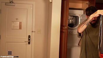 Preview 1 of Teen Sex Ev Temizleme - Boyfriend rewarded for doing the chores
