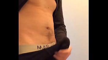 Preview 1 of Orgasme De Ma Femme - Verga dura apenas cabe en mi boxer