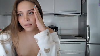 Preview 4 of Indonesia Mom Creampie By Son - На кухне шоу 3