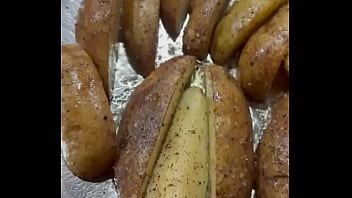 Preview 1 of Ninas Arechas Com Porno - Dinner ??? Gemista ?