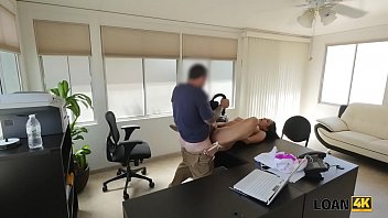 Preview 2 of Indian Hidden Teens Se - LOAN4K. La cosa dolce che Abby fa sesso con uno sconosciuto per ottenere i soldi necessari