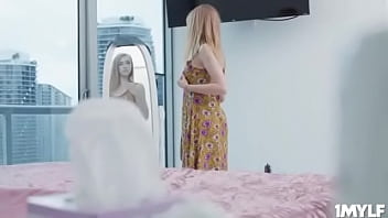 Preview 1 of Mature Mom Aunt - Confidence0.mp4