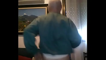 Preview 3 of Cock Oiled Wild British - Follame el culo.  Gaysexy1960M