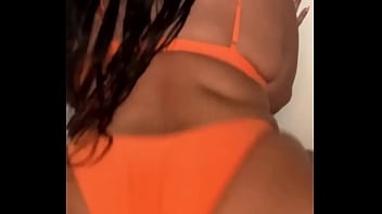 Preview 4 of Kiwi Boobs - Bikini Dance