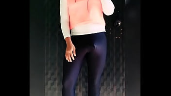 Preview 1 of Sexo En Manizales - Pink hoodie femboy 2