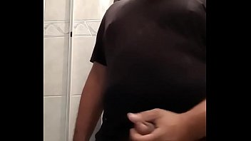 Preview 1 of Courtun Porn - Eu batendo uma punheta