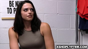 Preview 1 of Bengali P Sex Video - Officer Mike do thorough cavity search inside Sophia Burn&#039_s pussy