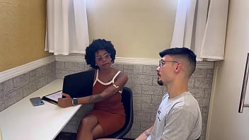 Preview 1 of Being Rape Wife - Secretaria negra aceitou pirocada de branco roludo como forma de pagamento