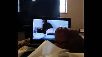 Preview 2 of Modle Mom - Masterbating to girl buttcrack