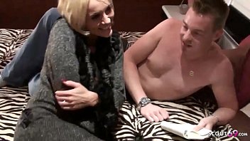 Preview 1 of Desi Babes Baby - Tiefer Arschfick f&uuml_r Deutsche Mega Tits MILF Hure Kada Love - German Anal