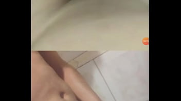 Preview 2 of Seducing Friends Girlfriend - Videochamadas