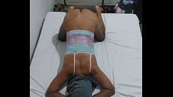 Preview 3 of Forced Hot Sex India Girls - Ladypamela Travesti Latina exibindo sua bunda bronzeada de sol que tesao