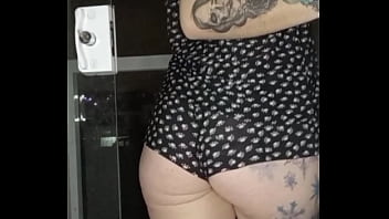 Preview 1 of Xvideosextamil - Eu estava fumando na varanda e a loirinha me fez relaxar com um boquete maravilhoso
