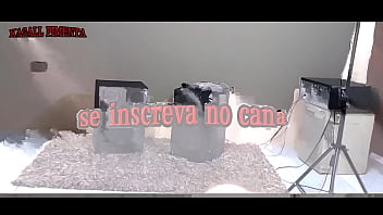 Preview 1 of Home Family Affairs Sex - Sua esposa faz isso para voc&ecirc_? Presente,  se produziu toda para esguichar no meu pau bem gostoso,  maravilha de presente