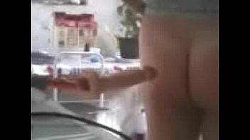 Preview 1 of Lady Voyuer - saciando anus