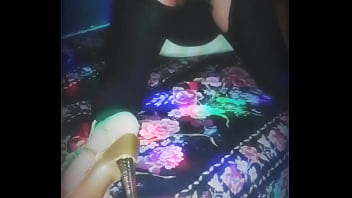 Preview 3 of Money Mom Boobs - Sharon esposa caliente de 40 a&ntilde_os trabaja como recepcionista en una cl&iacute_nica cerca del metro San Joaqu&iacute_n siempre llega ansiosa de trabajar para vestirse como Puta y su marido solo le mame el culo