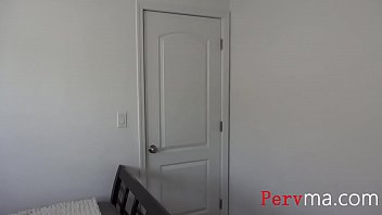 Preview 1 of Www Pasivo Puerto Xnxx - Stepson&#039_s scared of dad yet lets stepmom blow him- Cory Chase