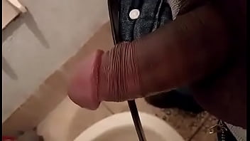 Preview 1 of Shorts Pussy Slips - manda un video un amigo de xvideos 1