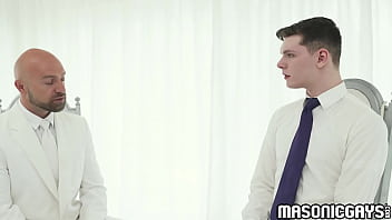 Preview 1 of Stickams Bate Small - Straight boy Ethan Tate interviewed about his sexual preferences. Being absolutely straight Tate must undergo a test where he gets groomed by an older man.