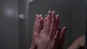 Preview 2 of Arb Ass Tube - Girls hand sweat fetish