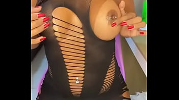 Preview 2 of Babes Naughty America - Novinha leva rola na buceta e no cu