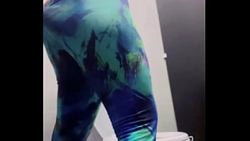 Preview 2 of Jojo Kiss New Sex Videos - Fazendo xixi e minhas necessidade dentro do banheiro do supermercado at&eacute_ deu tesao !