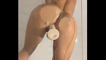 Preview 1 of Lara Tate - Hot ass in shower