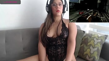 Preview 1 of Japanes Biautiful - Hot girl playing playstation