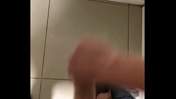Preview 3 of No Fuck Me This Is Long - Chileno jovencito se pajea antes de la ducha parte 1