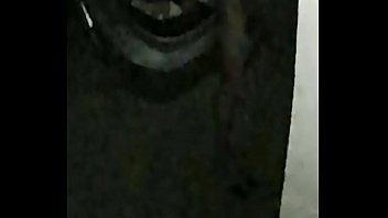 Preview 3 of Masege Husband Porn - Dando o cuzinho na garagem a noite