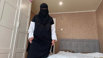 Preview 1 of Jav Eating Da Punani - Arab Muslim woman in hijab caresses her wet pussy and gets a wet orgasm