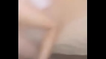 Preview 2 of Teen Boy Jerking Webcam - Mi novia con un desconocido