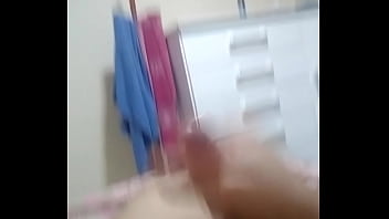 Preview 3 of Rimmin Scat - Novin batendo uma gostoso